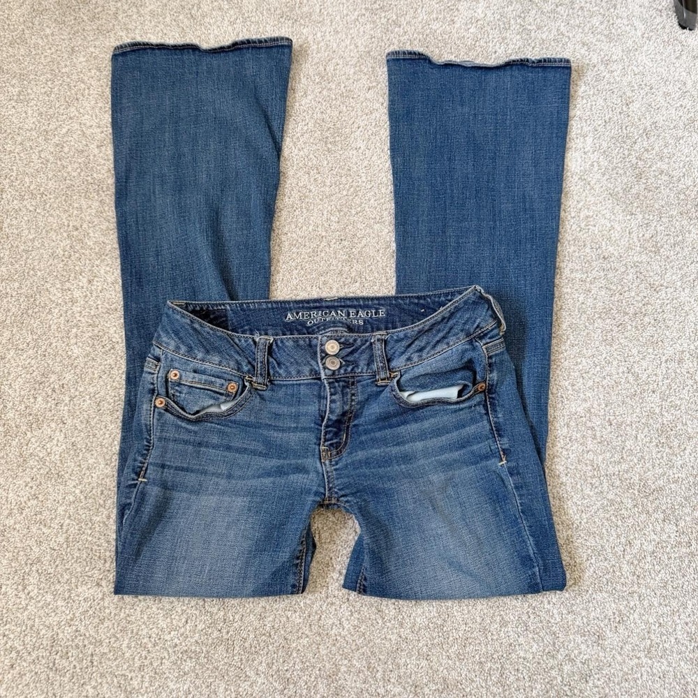 2000's American Eagle Flare Low Rise Jeans — Size 4